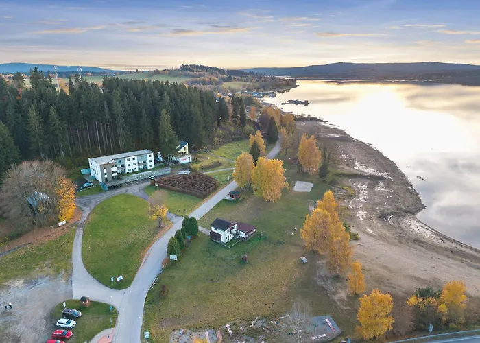 Lakeview Luxury & Garden By Interhome *